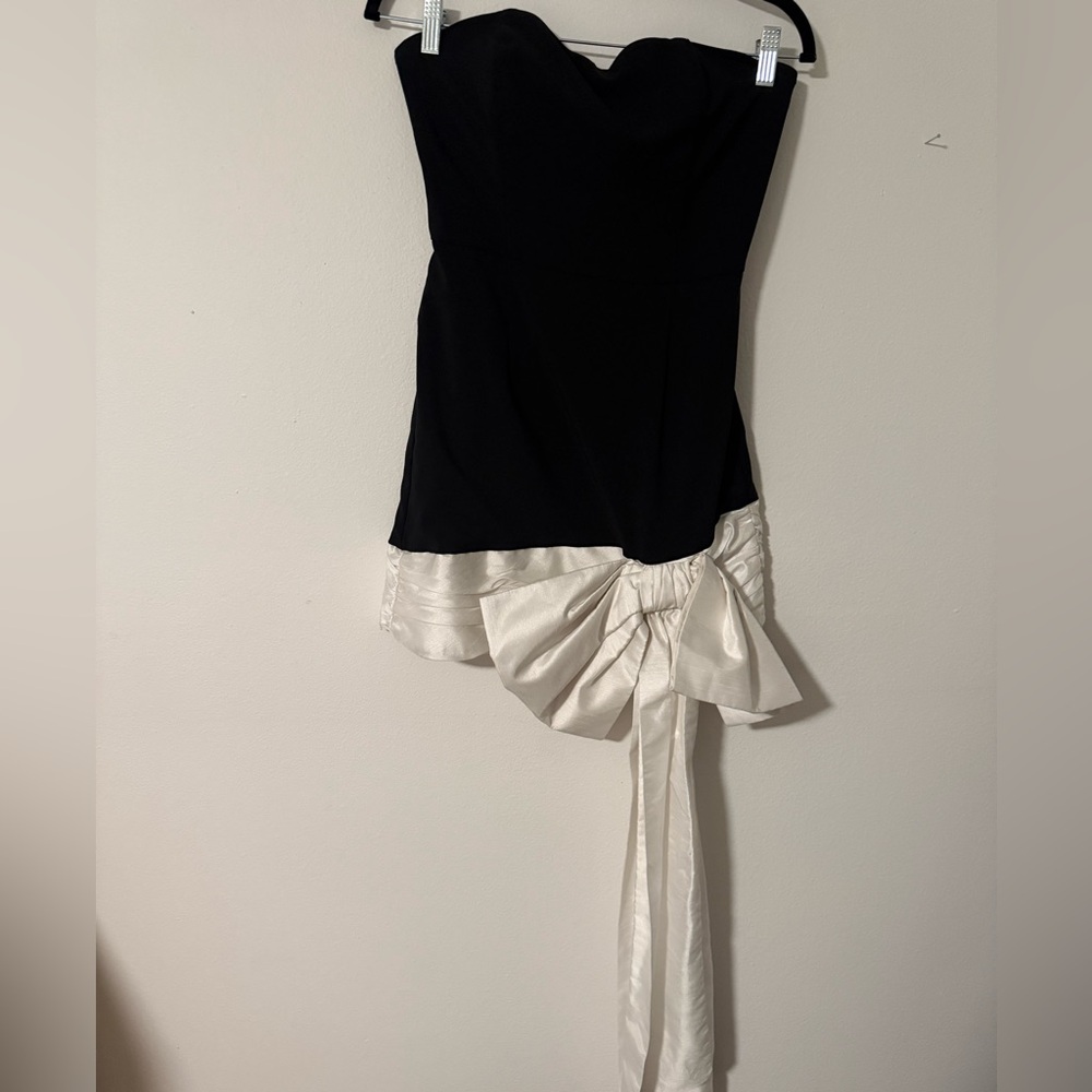 Women’s Hutch strapless mini dress with oversized bow
